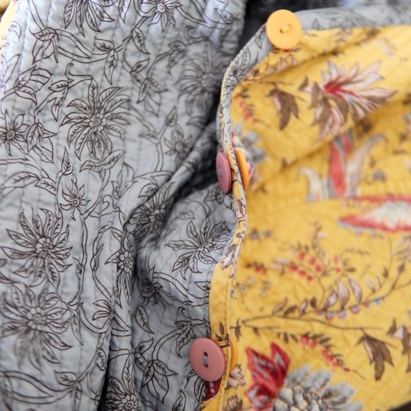 Reversible Quilt Shacket - Picture 5 of 16